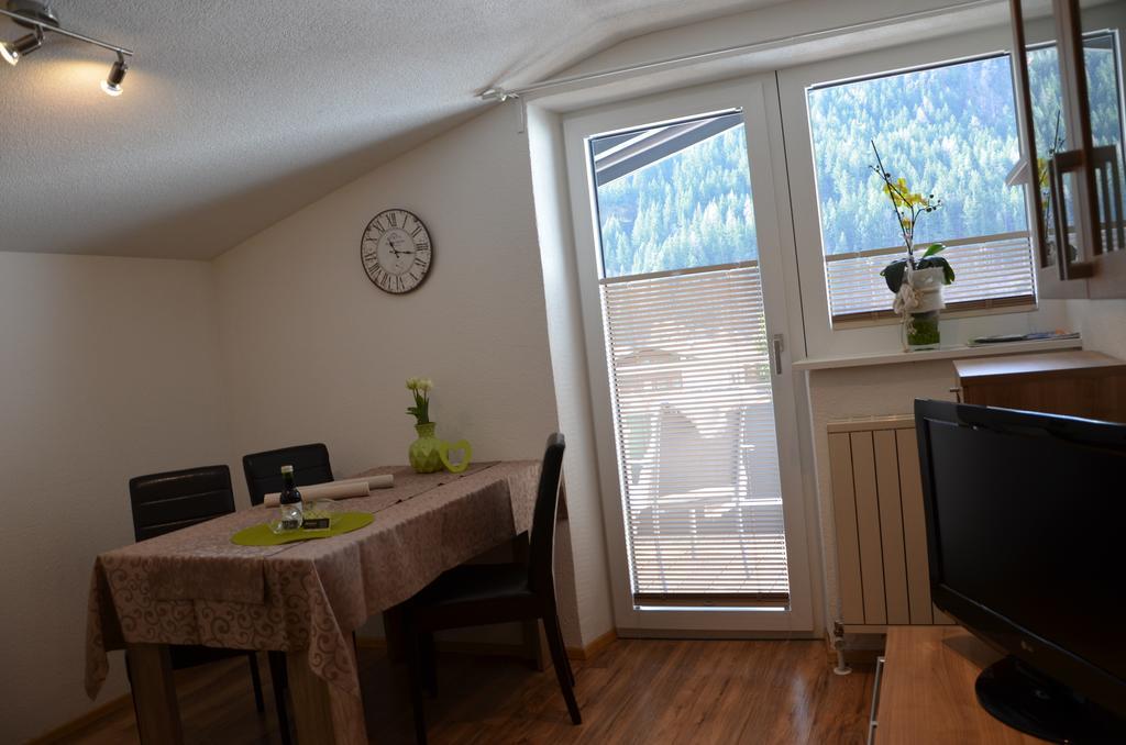 Appartement Alpenglühn Oetz Exterior foto